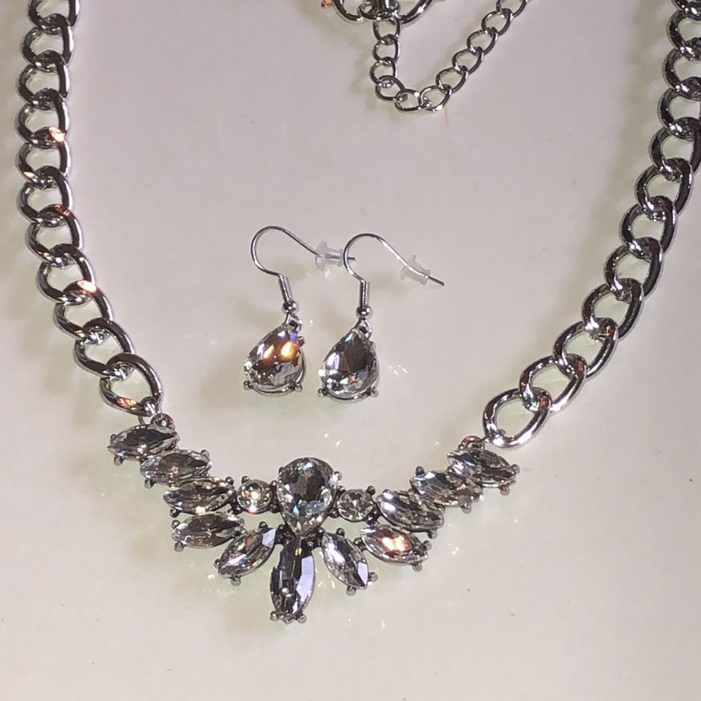 Silver Tone Crystal Drop Necklace and Earring Set